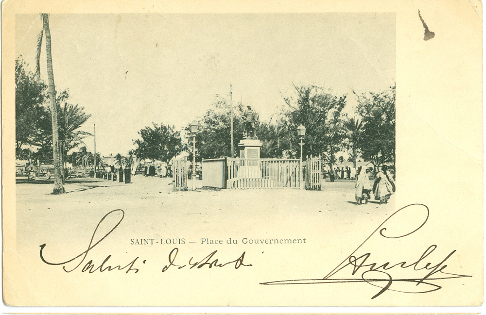 SAINT-LOUIS – Place du Gouvernement